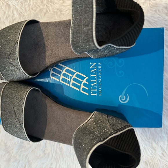 Never Worn Womens Handmade Footwear from Tuscany Italy - Picture 3 of 8